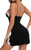 Robe de nuit noire à dentelle blanche, élégante et confortable pour détente féminine