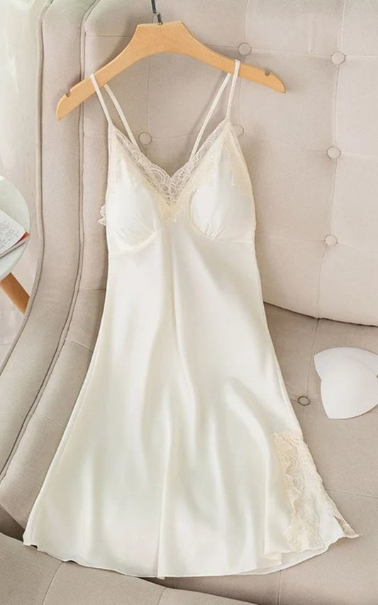 Femme | Robe de Nuit en Satin  Blanc cassé / M