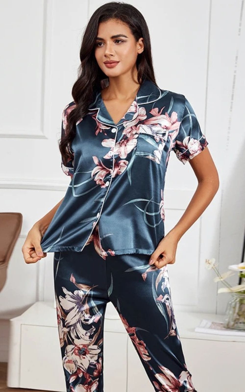 Pyjama | Satin de Soie pour Femme  Bleu nuit avec motifs de fleurs roses / S